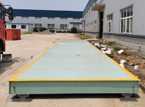 濮陽(yáng)寶潤(rùn)機(jī)動(dòng)車(chē)拆解公司100噸地磅